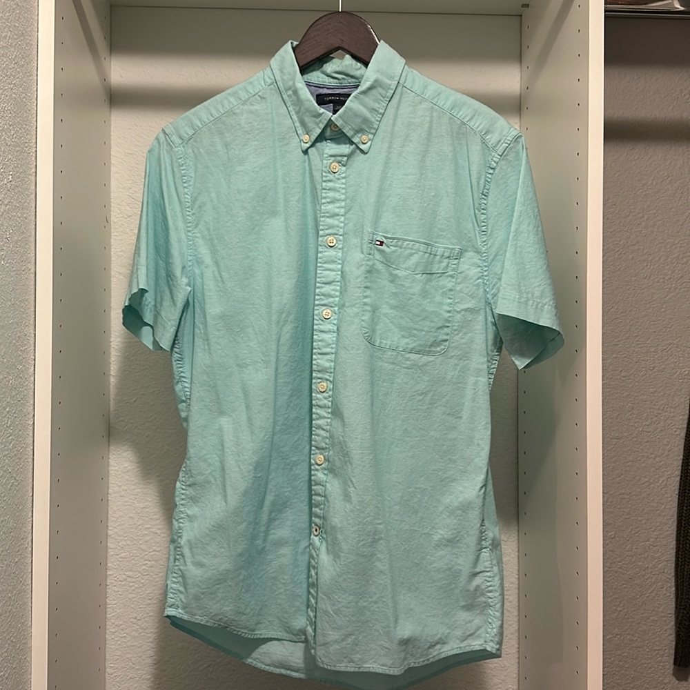 Men’s Large Tommy Hilfiger Custom Fit Button Down
